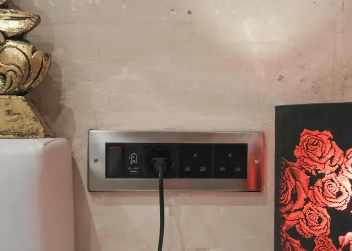 Traditional Maltese Private Maisonette With Front Balcony - Apartament Valletta